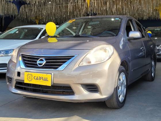 NISSAN VERSA 1.6 16V FLEX SV 4P MANUAL NISSAN VERSA 1.6 16V FLEX SV 4P MANUAL